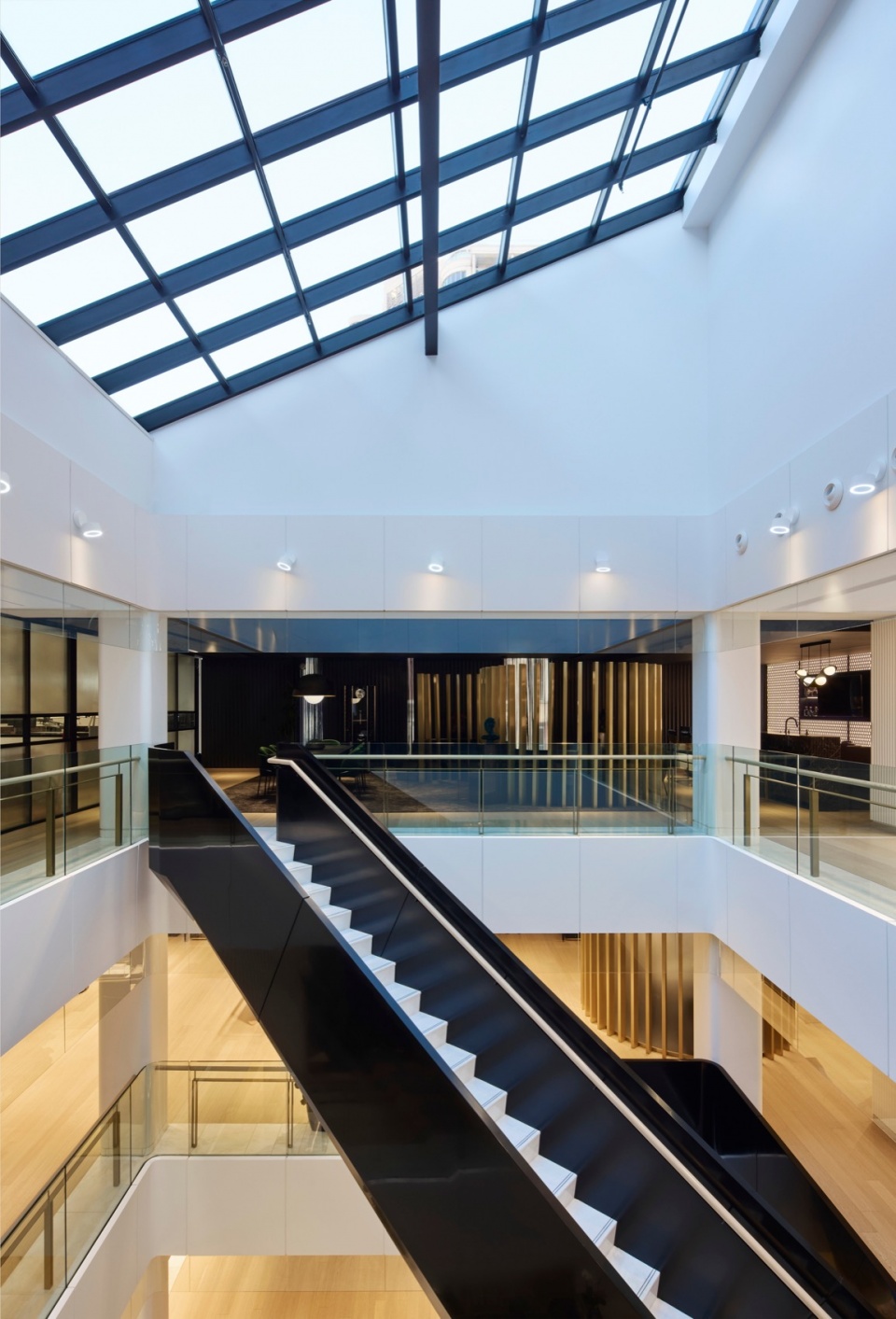 Chateau d Ivoire by Archi