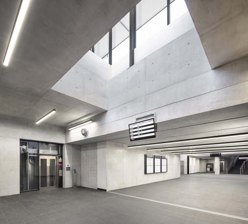 The Vendome Multimodal Hub Pole by Bisson Fortin Provencher Roy architectes