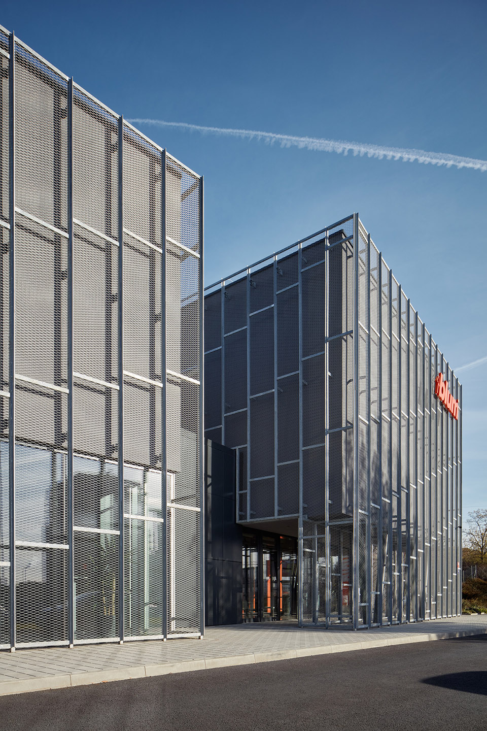 blum headquarters by qarta architektura