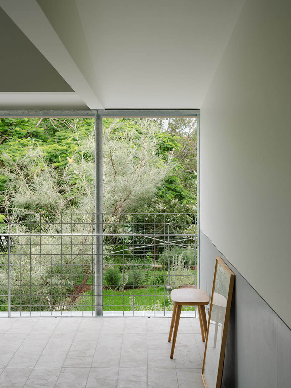 red hill house studio by zuzananicholas