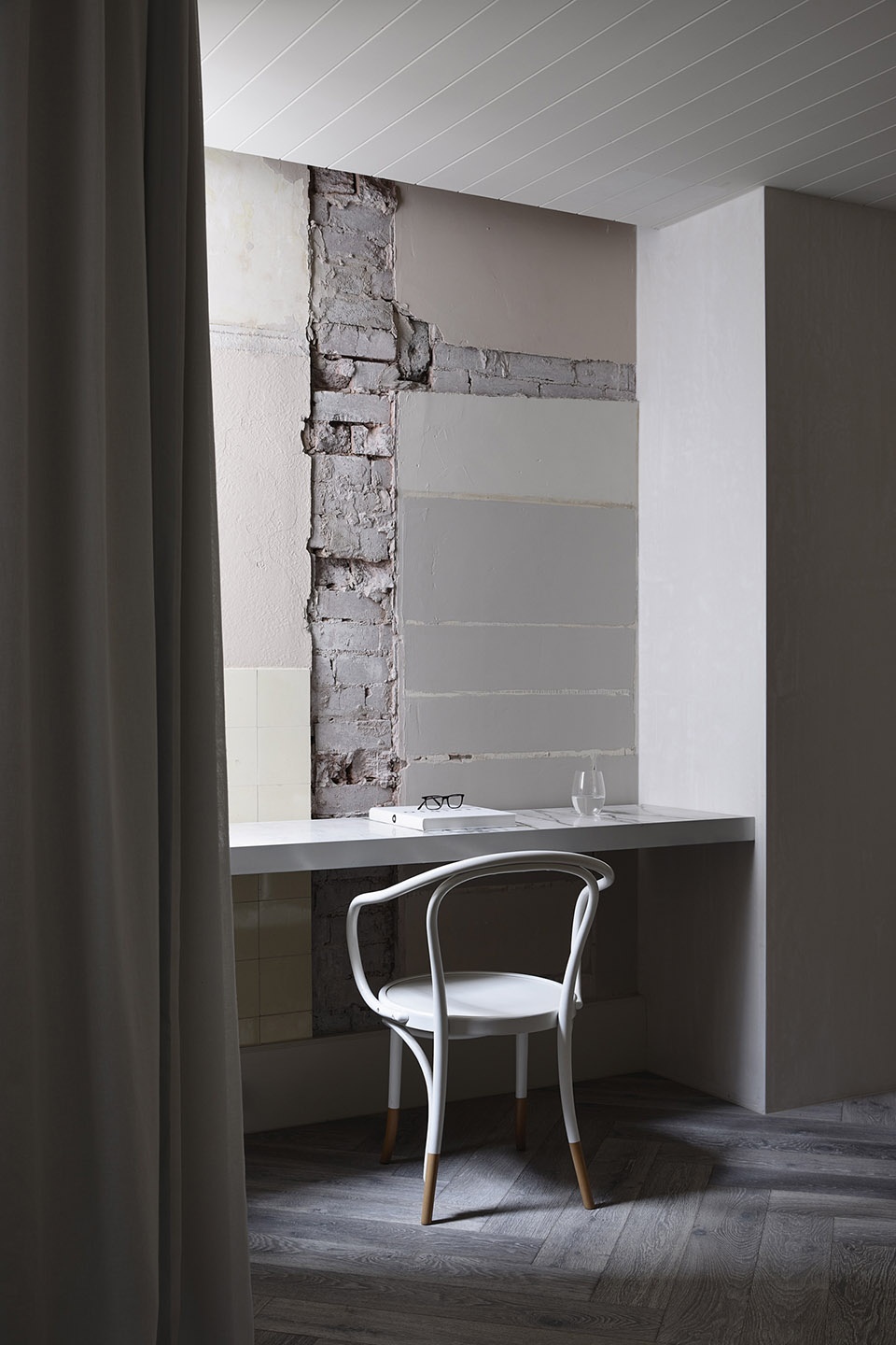 Gatwick Private Hotel Kosloff Architecture
