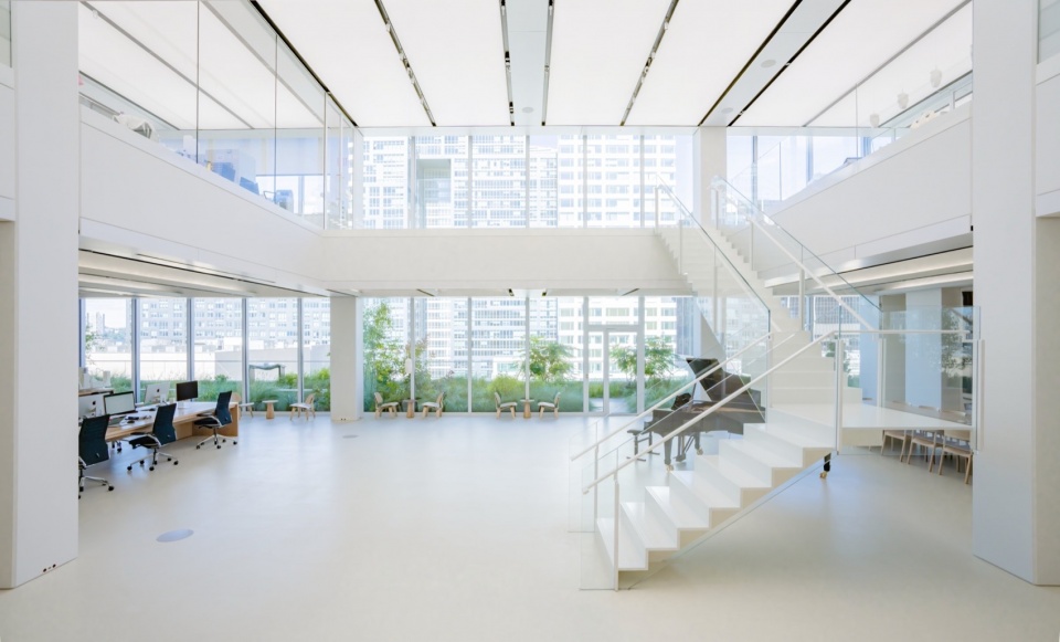 OXMAN headquartered in New York City by Foster Partners