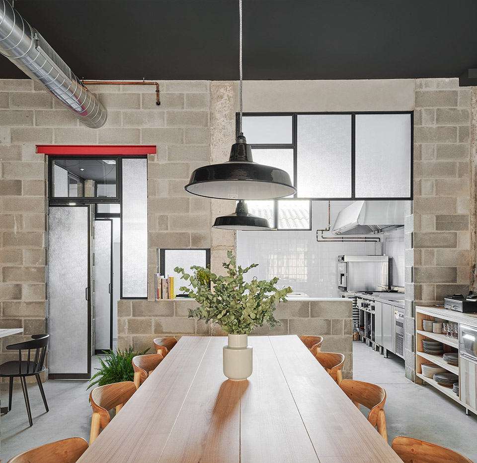 cafe roquet by nua arquitectures