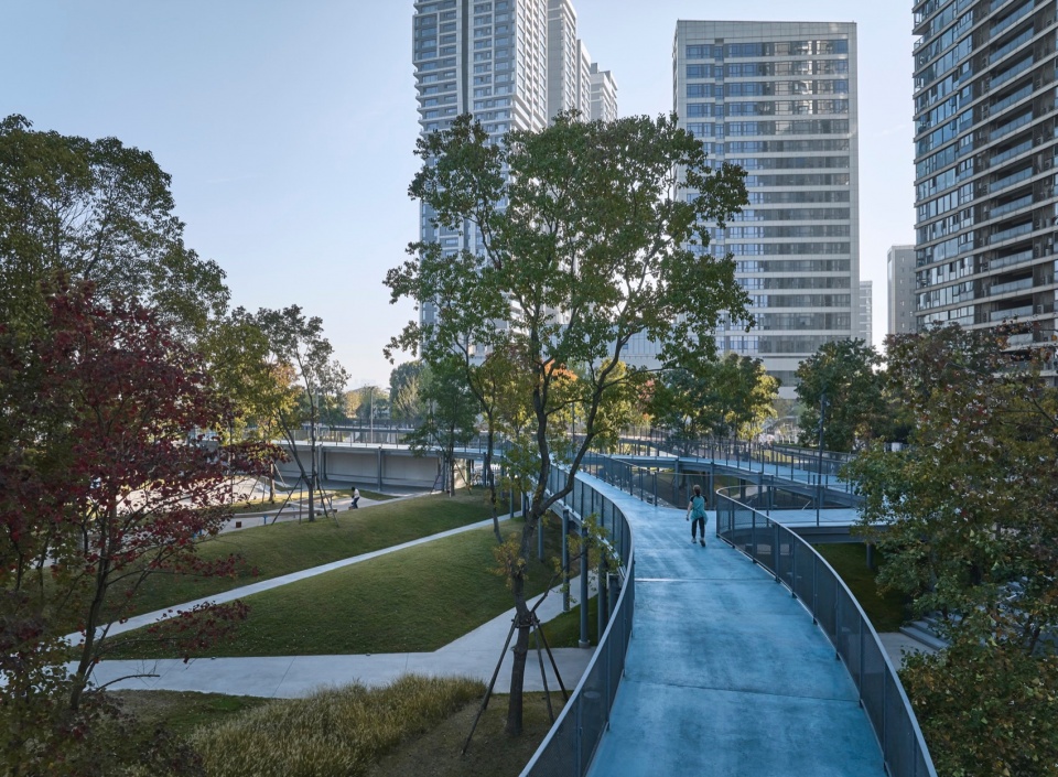 hangzhou riverfront public space the yinxing station the daqiao station by original design studio