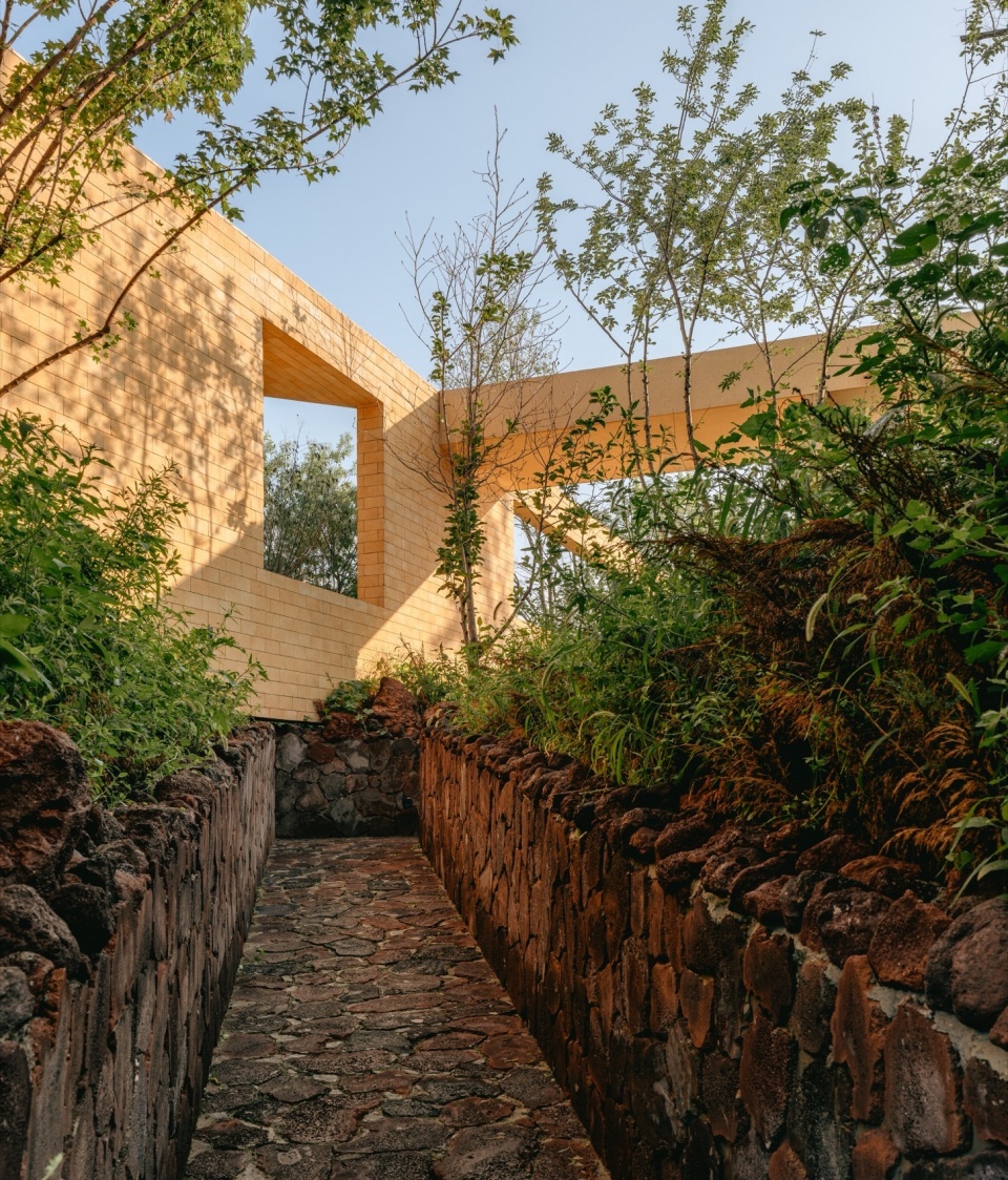 ARVO 16 30 Hotel by DL Atelier