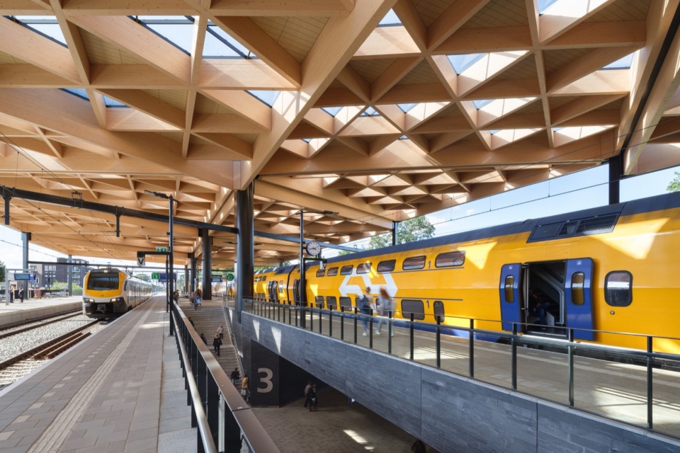 Ede Wageningen train station by Mecanoo Royal HaskoningDHV
