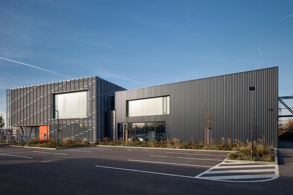 blum headquarters by qarta architektura
