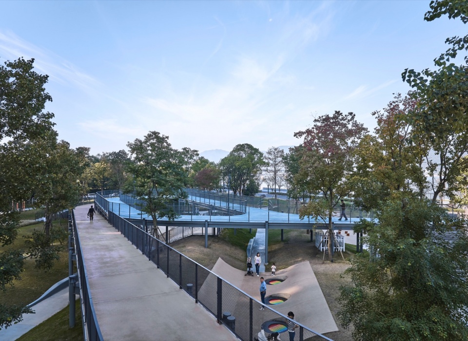 hangzhou riverfront public space the yinxing station the daqiao station by original design studio