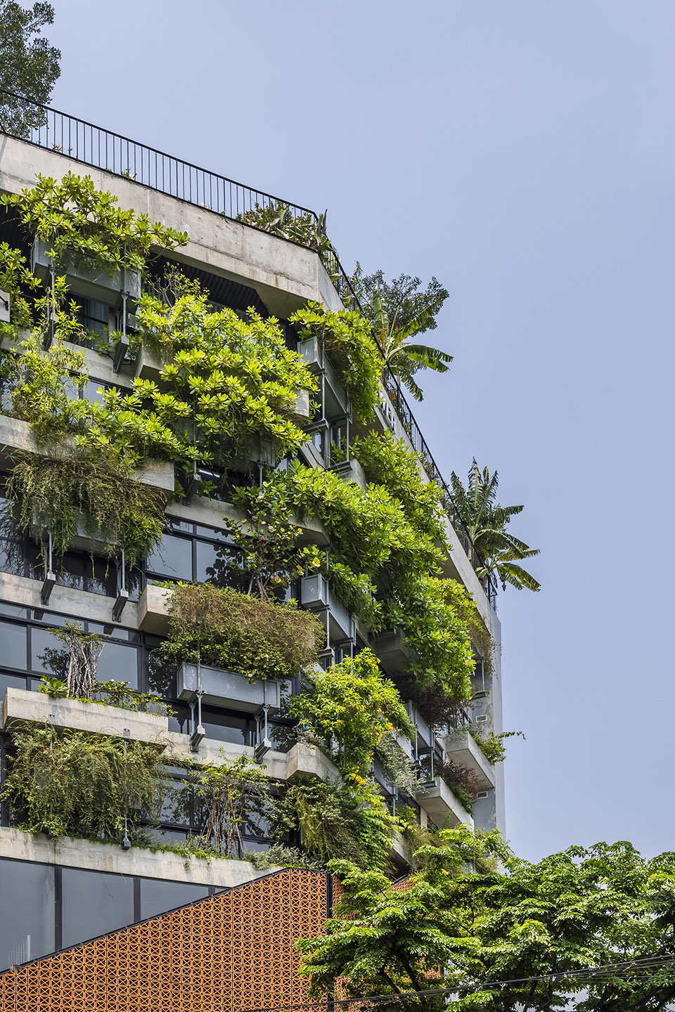 4b tower by ho khue architects