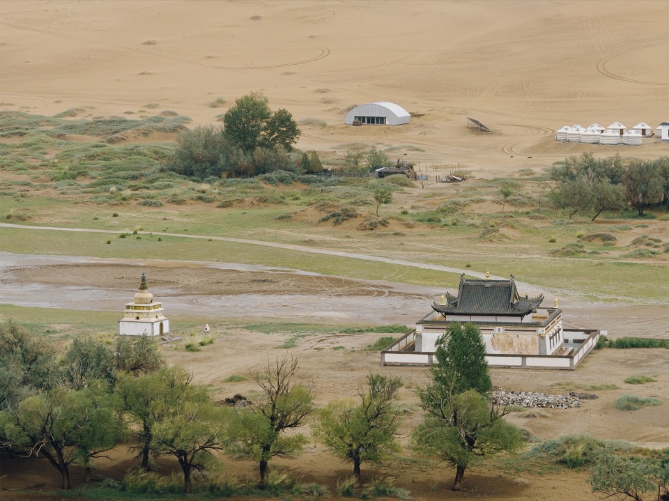 The Home in the Badain Jaran Desert by Department of Architecture School of Architecture and Urban Planning Nanjing University