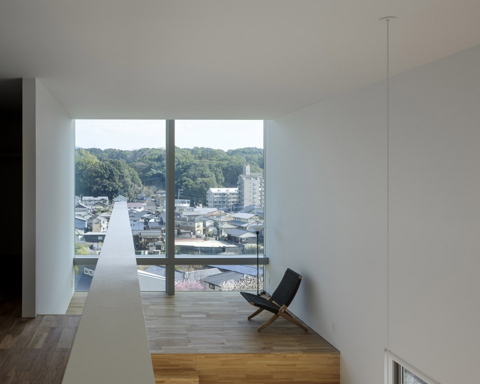 frame and window by shinji nakano architects