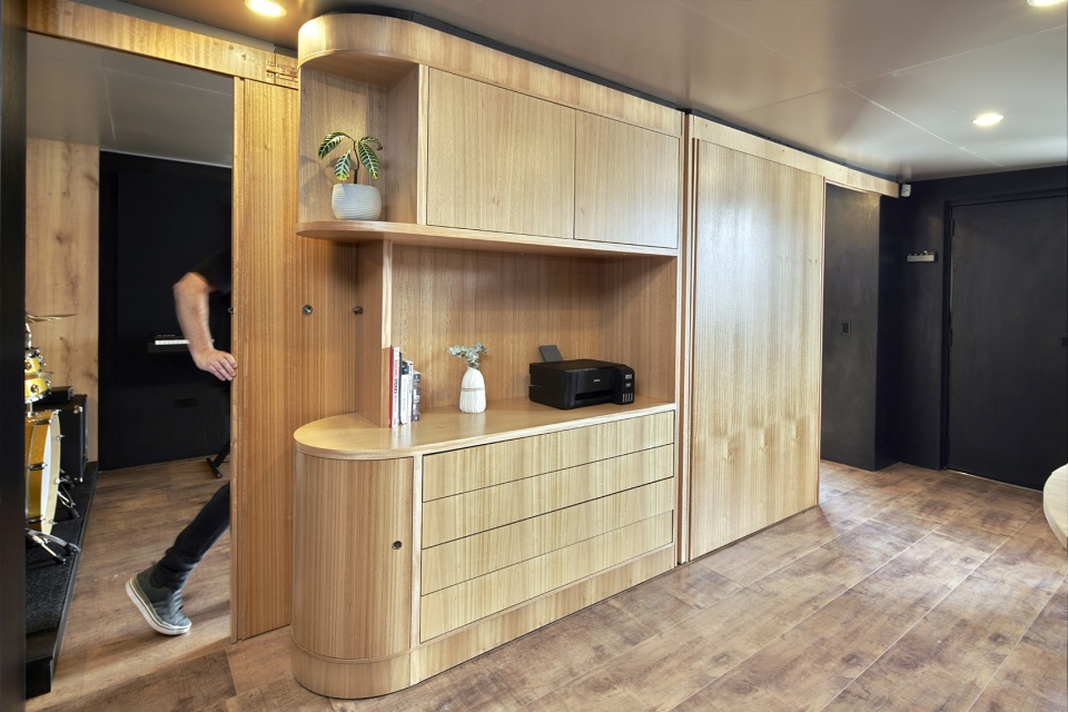 pivot by iwi studio tec taller ec