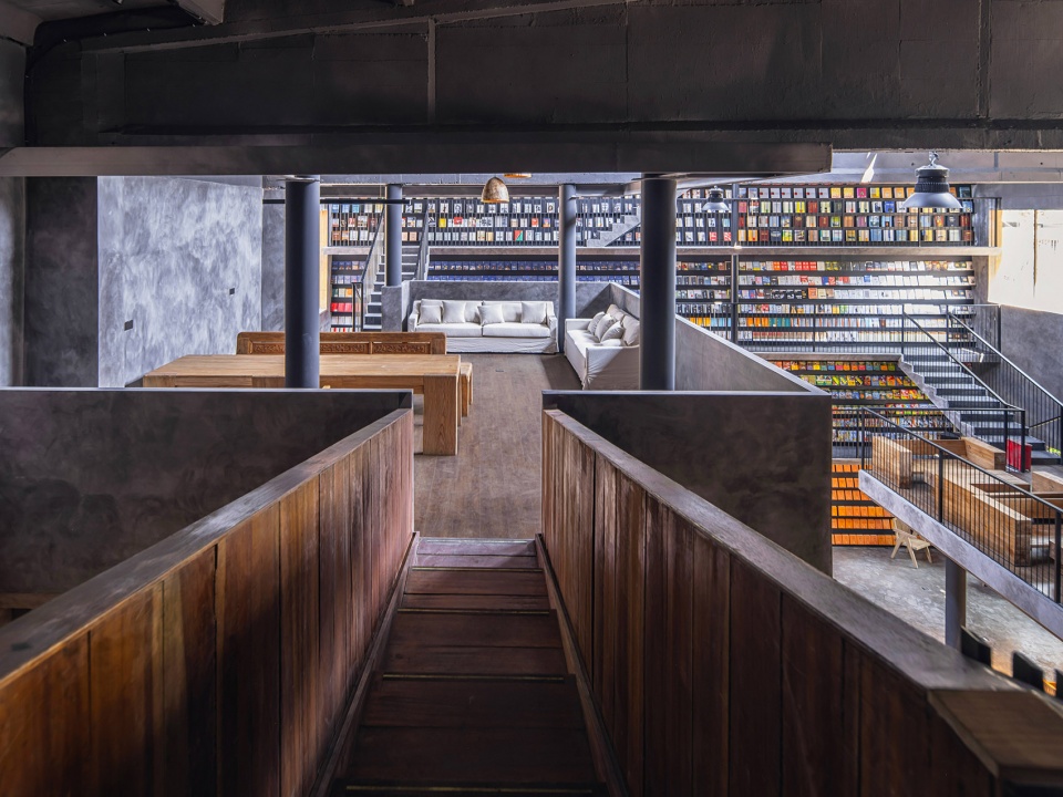 staircase space by suzao architects