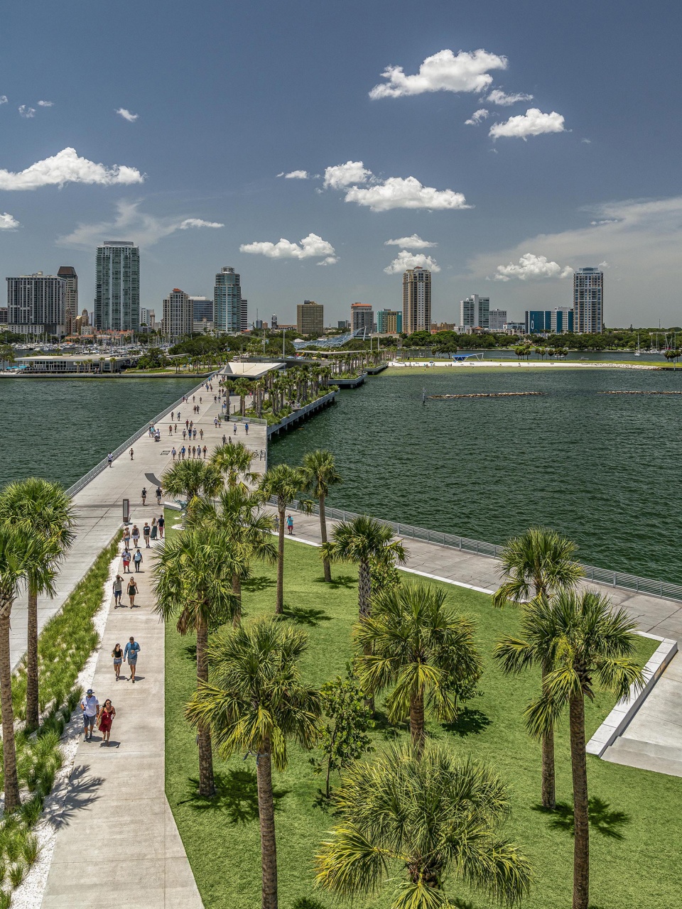 2023 ASLA URBAN DESIGN AWARD OF HONOR St Pete Pier Revitalization of Waterfront and Historic Pier Site by KEN SMITH WORKSHOP