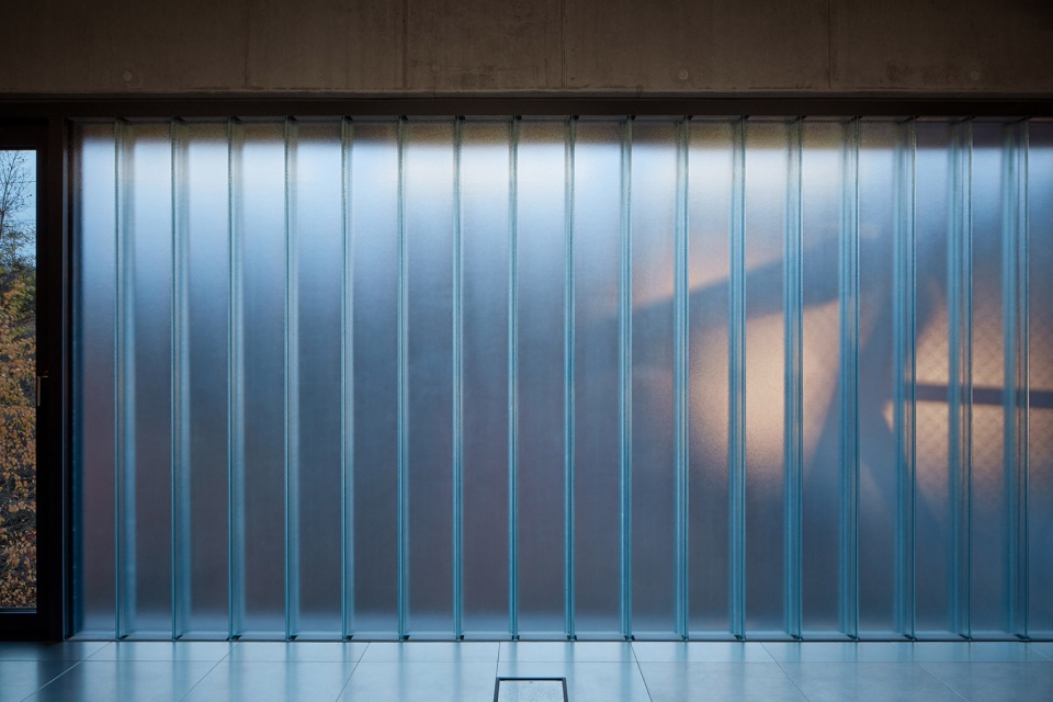 blum headquarters by qarta architektura