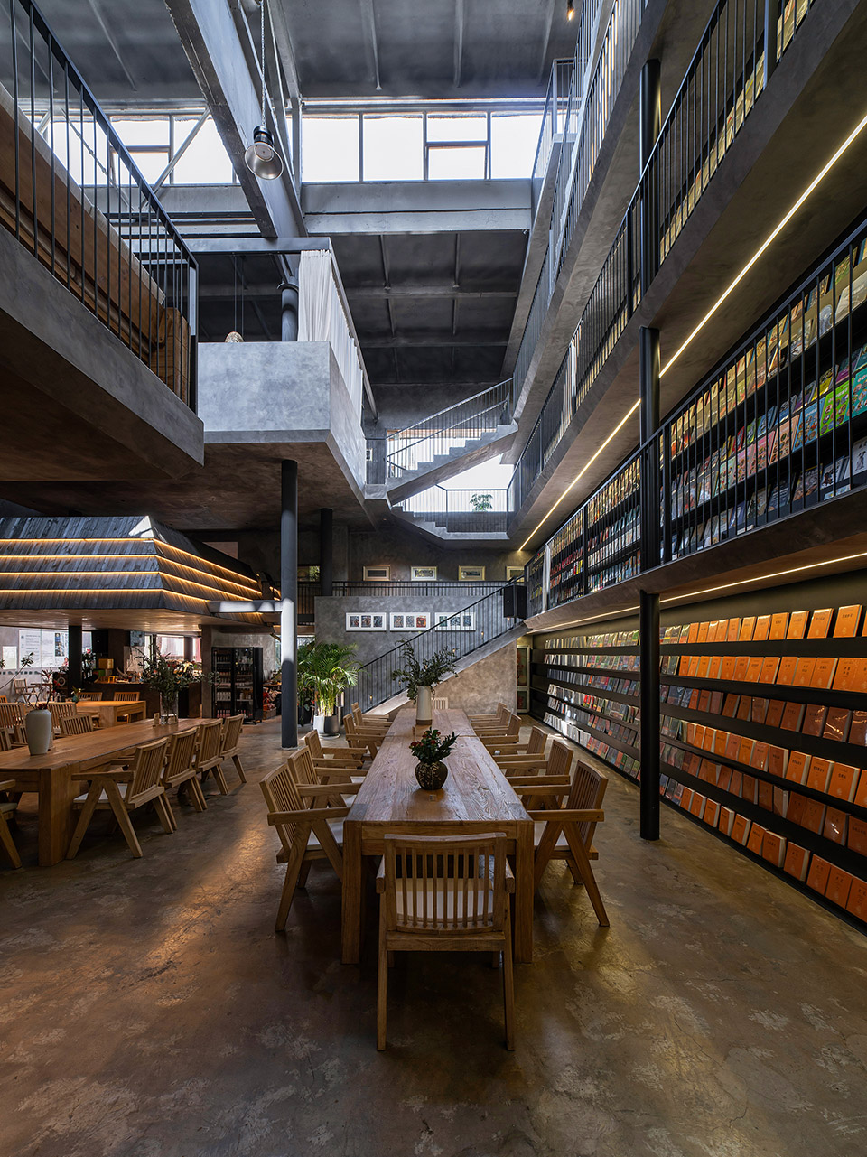 staircase space by suzao architects