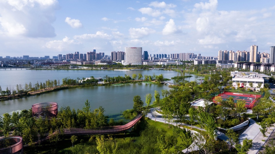 changshu qin lake park by ged