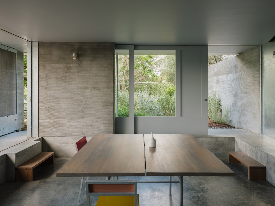 red hill house studio by zuzananicholas