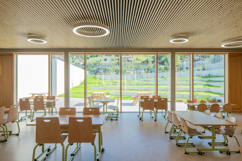 School of Honcourt f f architectes