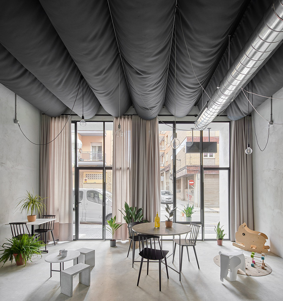 cafe roquet by nua arquitectures