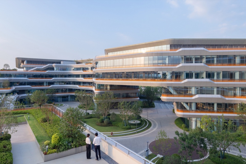 iFLYTEK AI Headquarters Campus Phase 1 by Meng Fanhao line studio