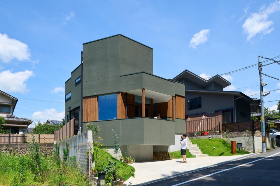 Hokusetsu Polygon House