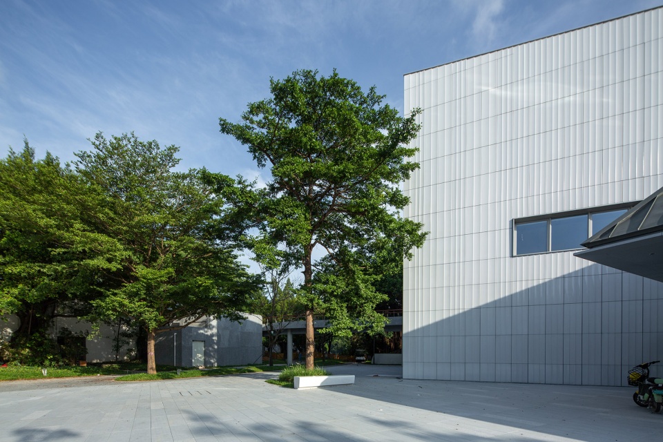 longgang river blueway pavilion by atelier liu yuyang