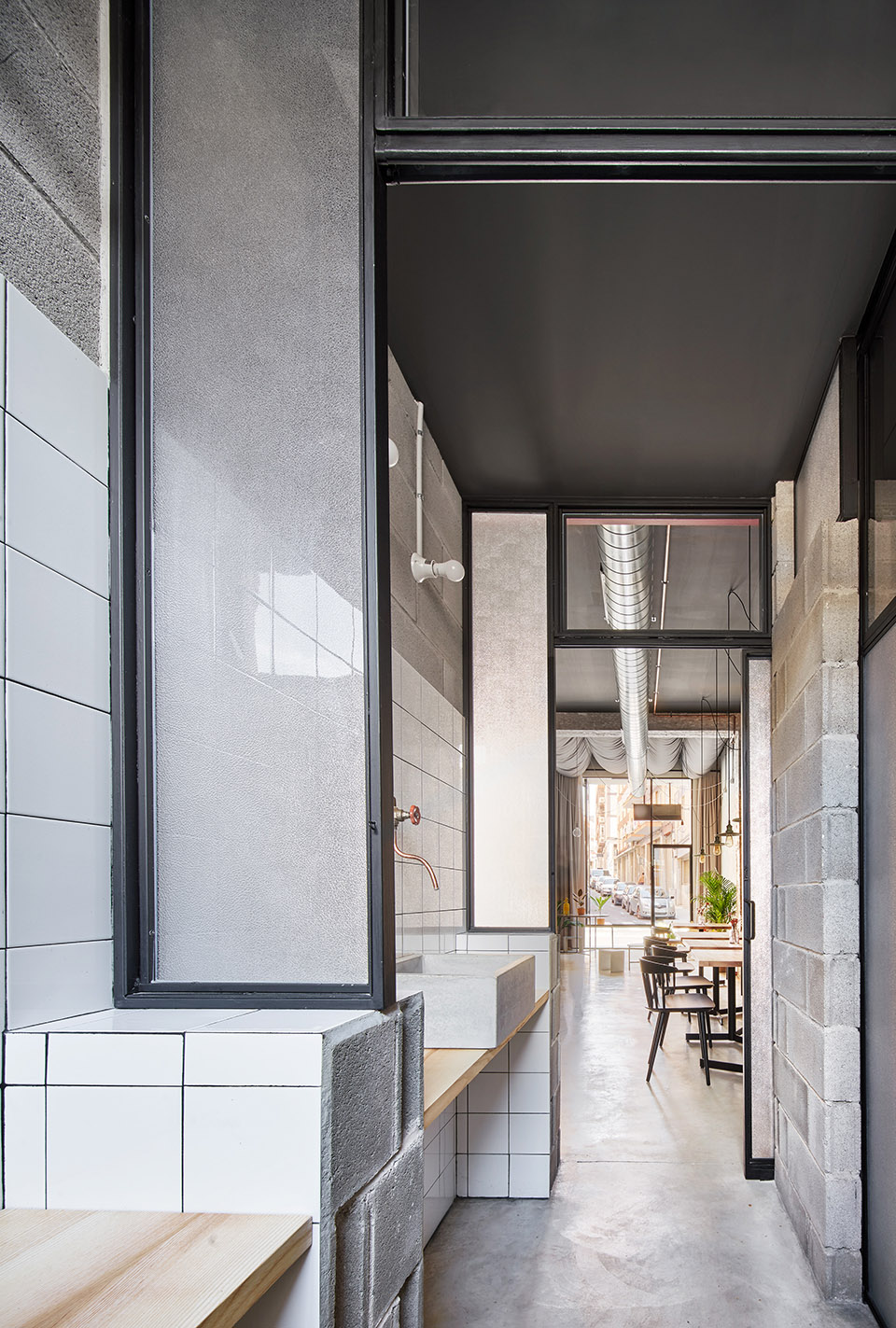 cafe roquet by nua arquitectures