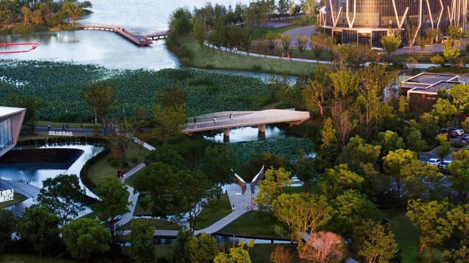 changshu qin lake park by ged