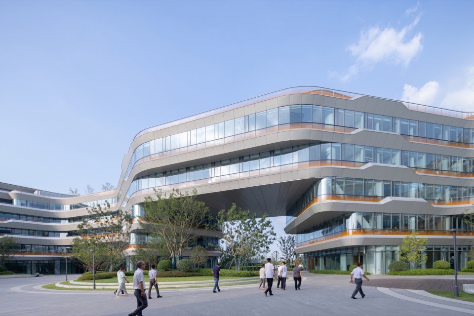 iFLYTEK AI Headquarters Campus Phase 1 by Meng Fanhao line studio