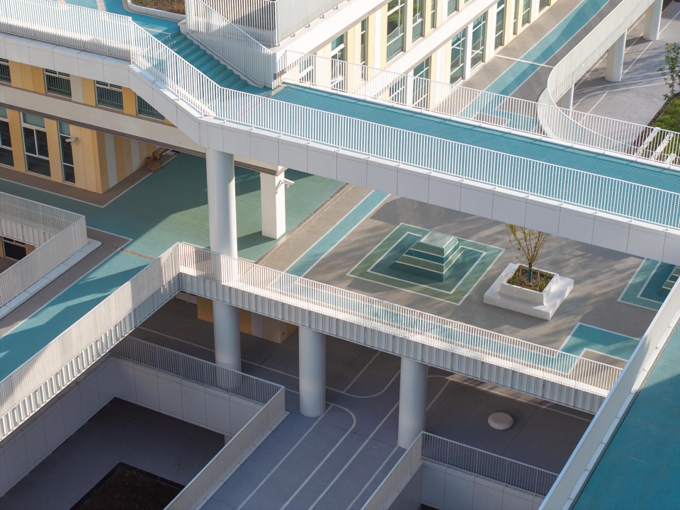 jiading new city of shanghai experimental school by da