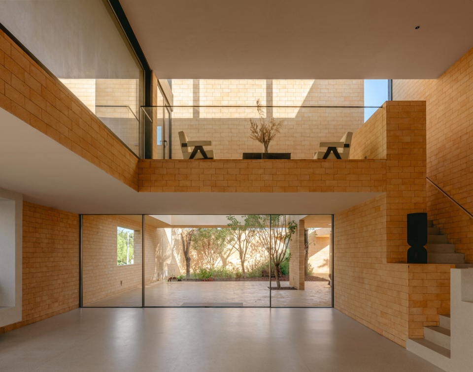 ARVO 16 30 Hotel by DL Atelier