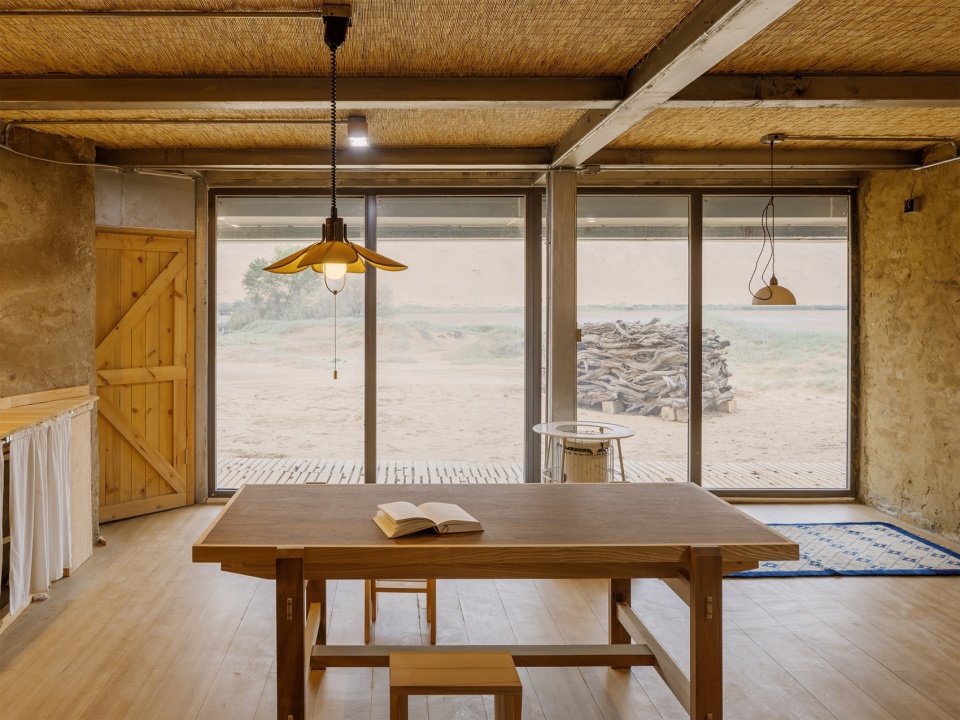 The Home in the Badain Jaran Desert by Department of Architecture School of Architecture and Urban Planning Nanjing University