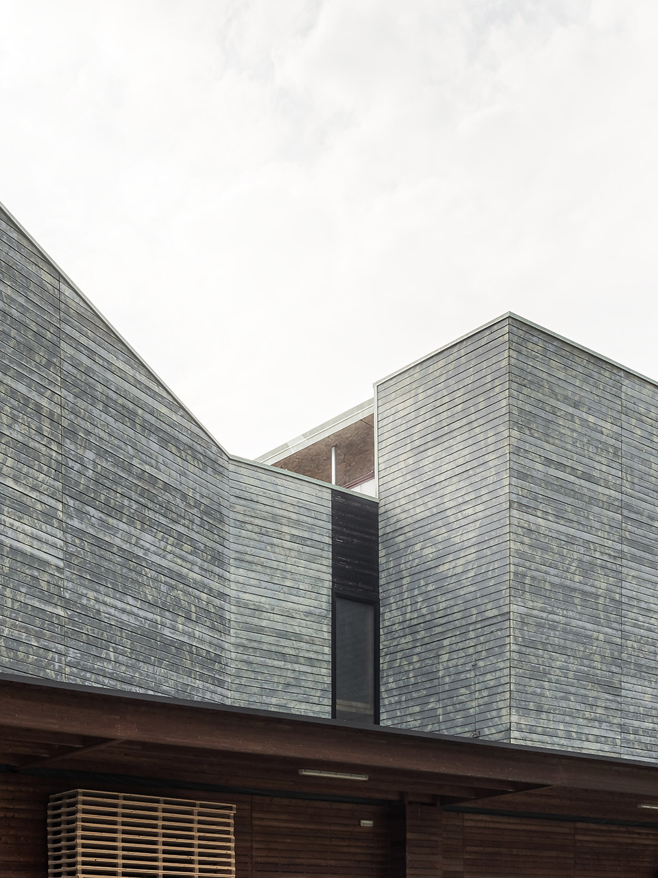 7 wood boxes by lca architetti