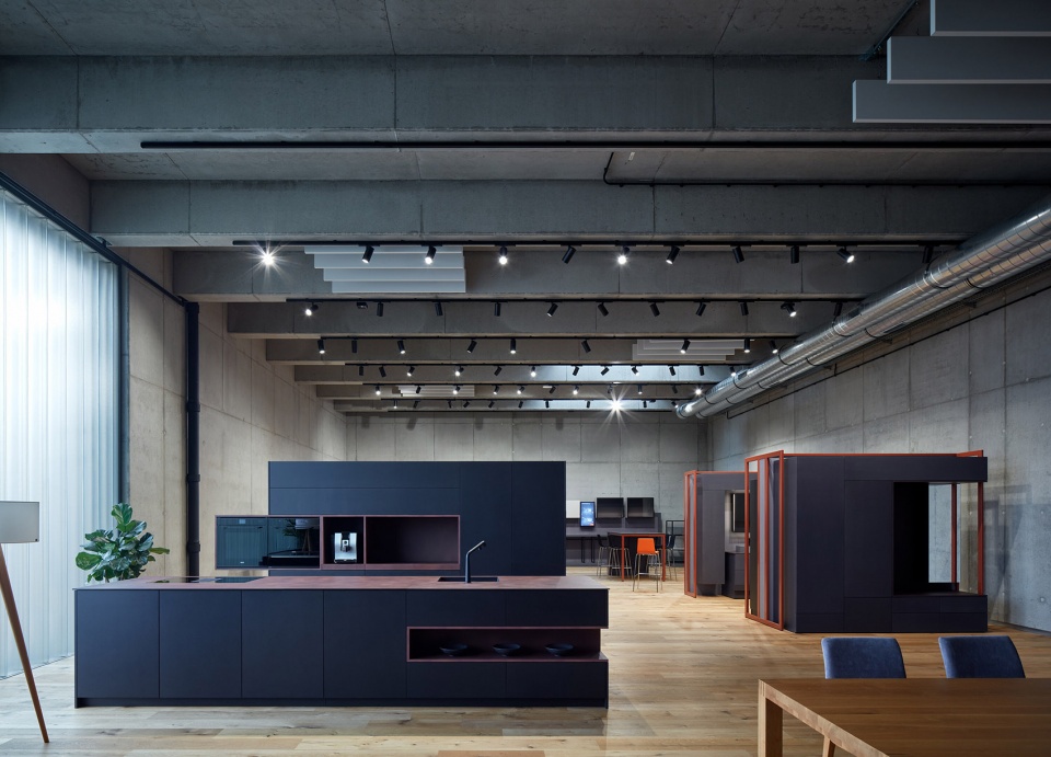 blum headquarters by qarta architektura