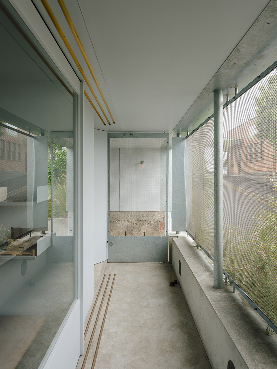red hill house studio by zuzananicholas