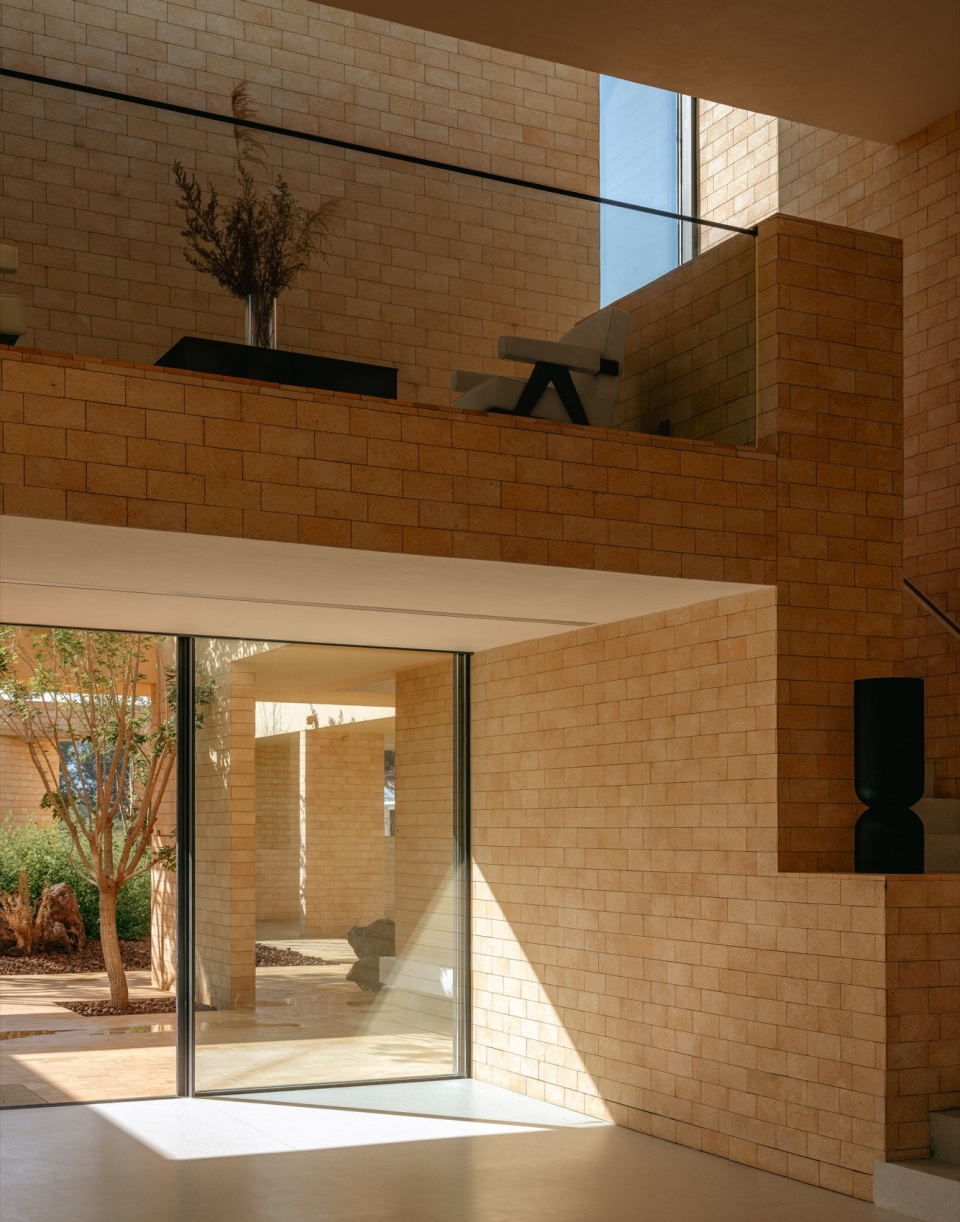 ARVO 16 30 Hotel by DL Atelier