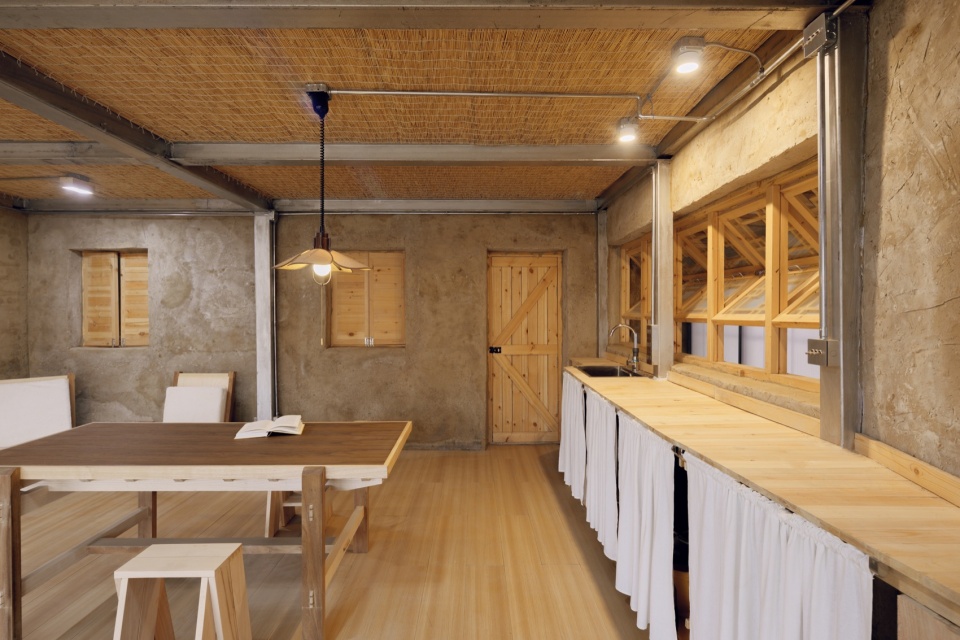 The Home in the Badain Jaran Desert by Department of Architecture School of Architecture and Urban Planning Nanjing University