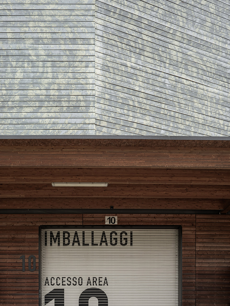 7 wood boxes by lca architetti