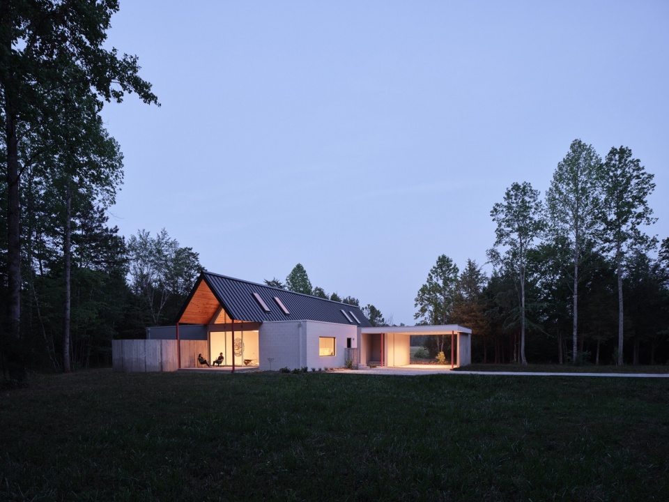The Dogtrot House by Studio Becker Xu