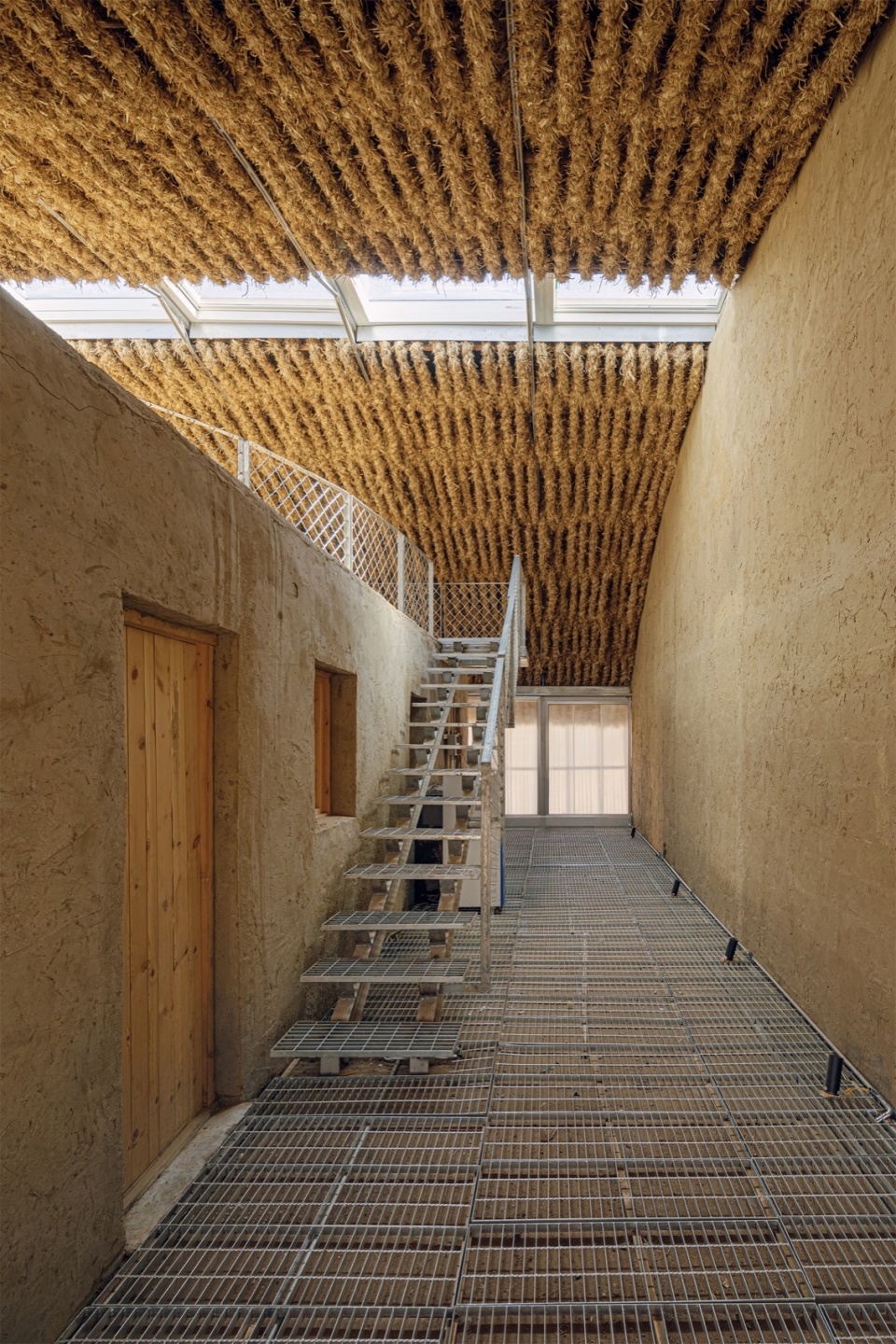 The Home in the Badain Jaran Desert by Department of Architecture School of Architecture and Urban Planning Nanjing University