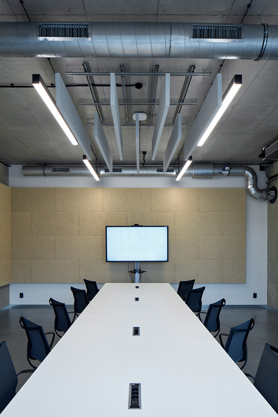 blum headquarters by qarta architektura