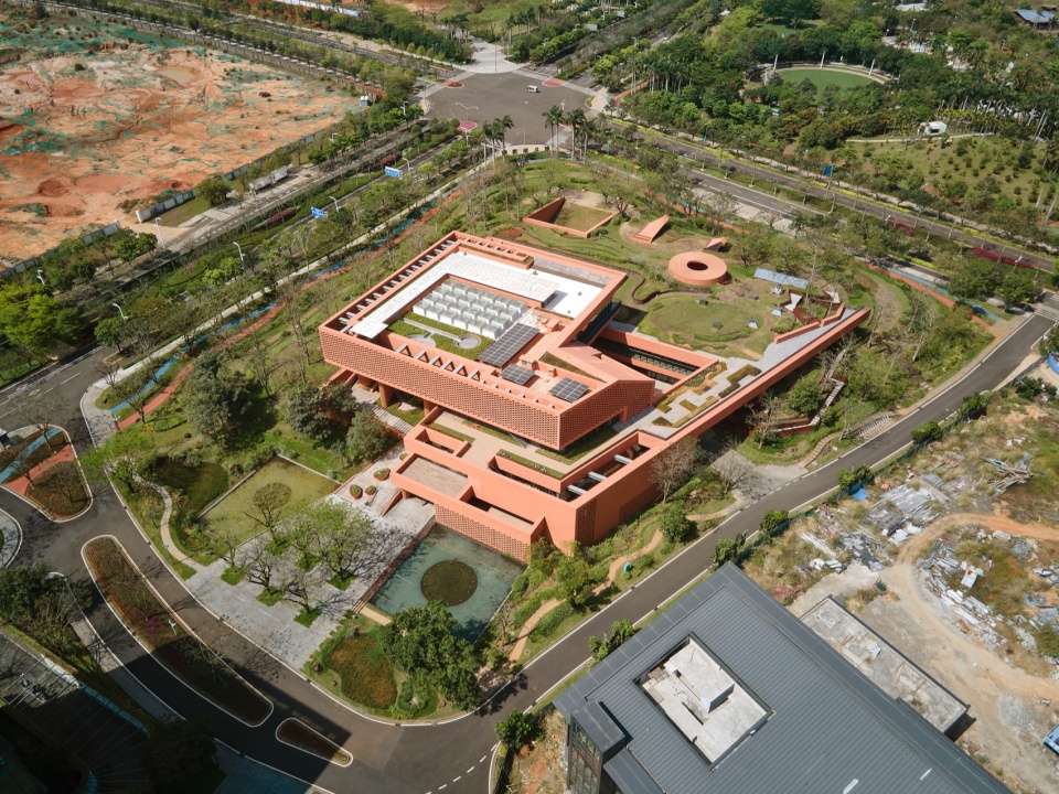 RSC Building in Hainan by SUP Atelier of THAD Beijing Tsinghua Tongheng Urban Planning Design Institute