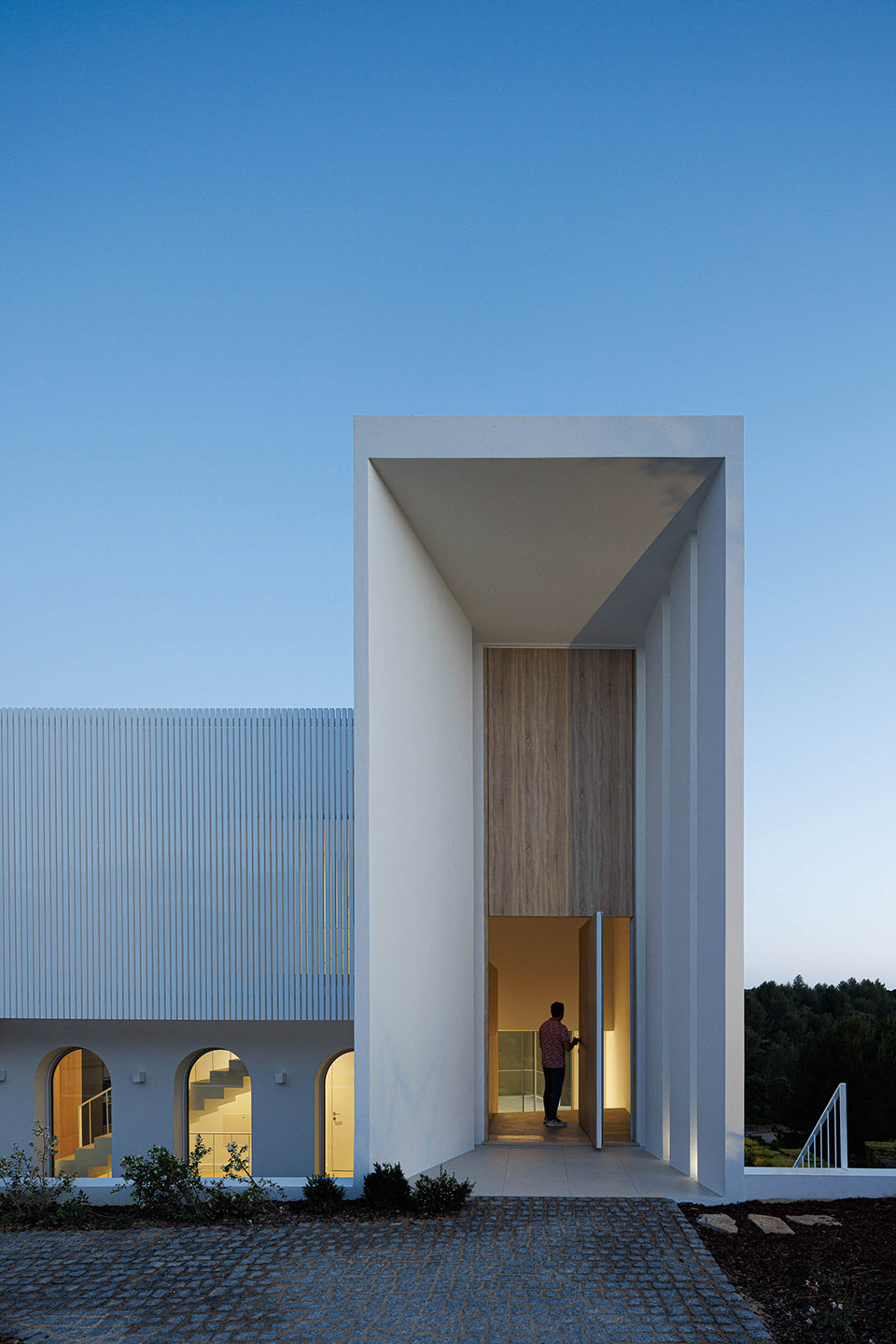 villa fortaleza by vieira de moura architects