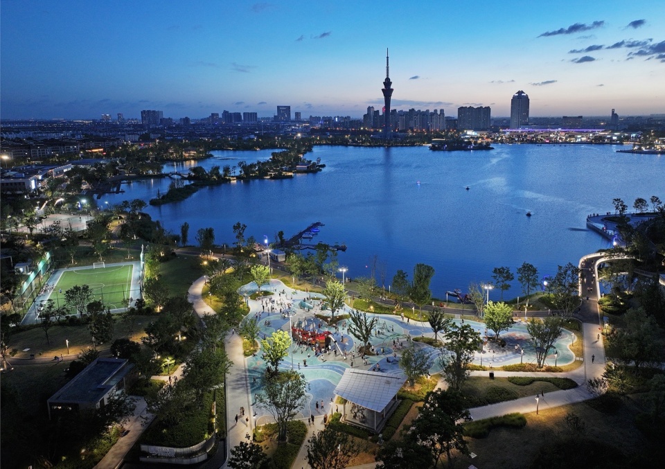 changshu qin lake park by ged