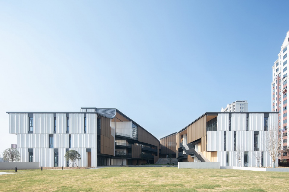 zhelin community center by one design