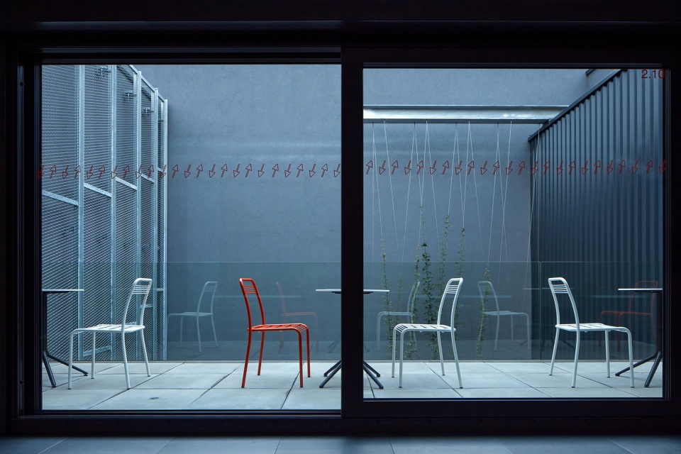 blum headquarters by qarta architektura