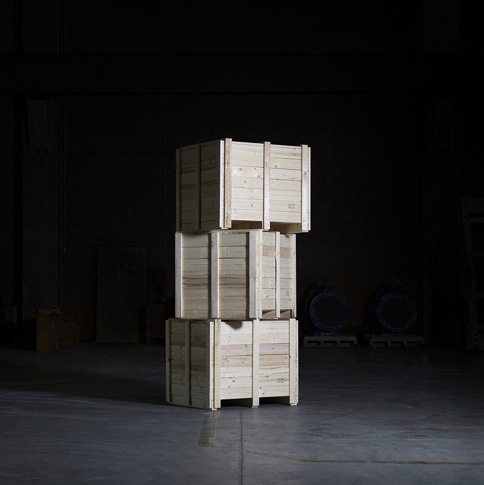 7 wood boxes by lca architetti