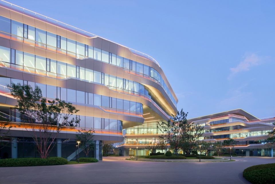 iFLYTEK AI Headquarters Campus Phase 1 by Meng Fanhao line studio