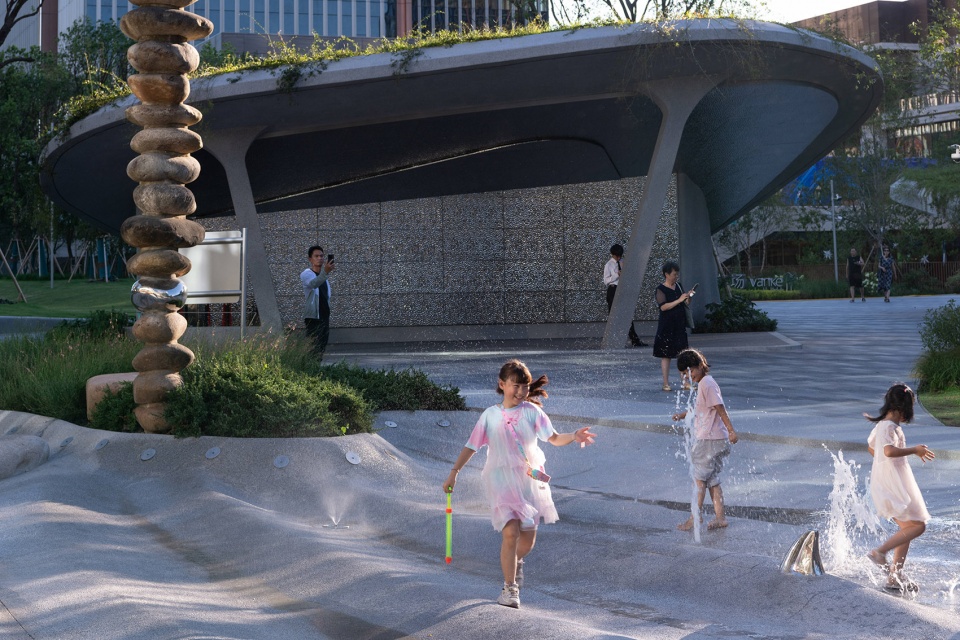 the urban carpet by atelier scale